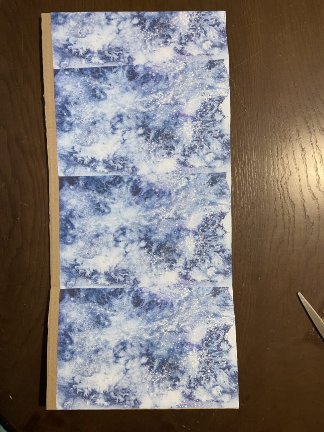 Оформление для окон "Сладкое королевство": панорама и витражи из пряничных домиков фото 4